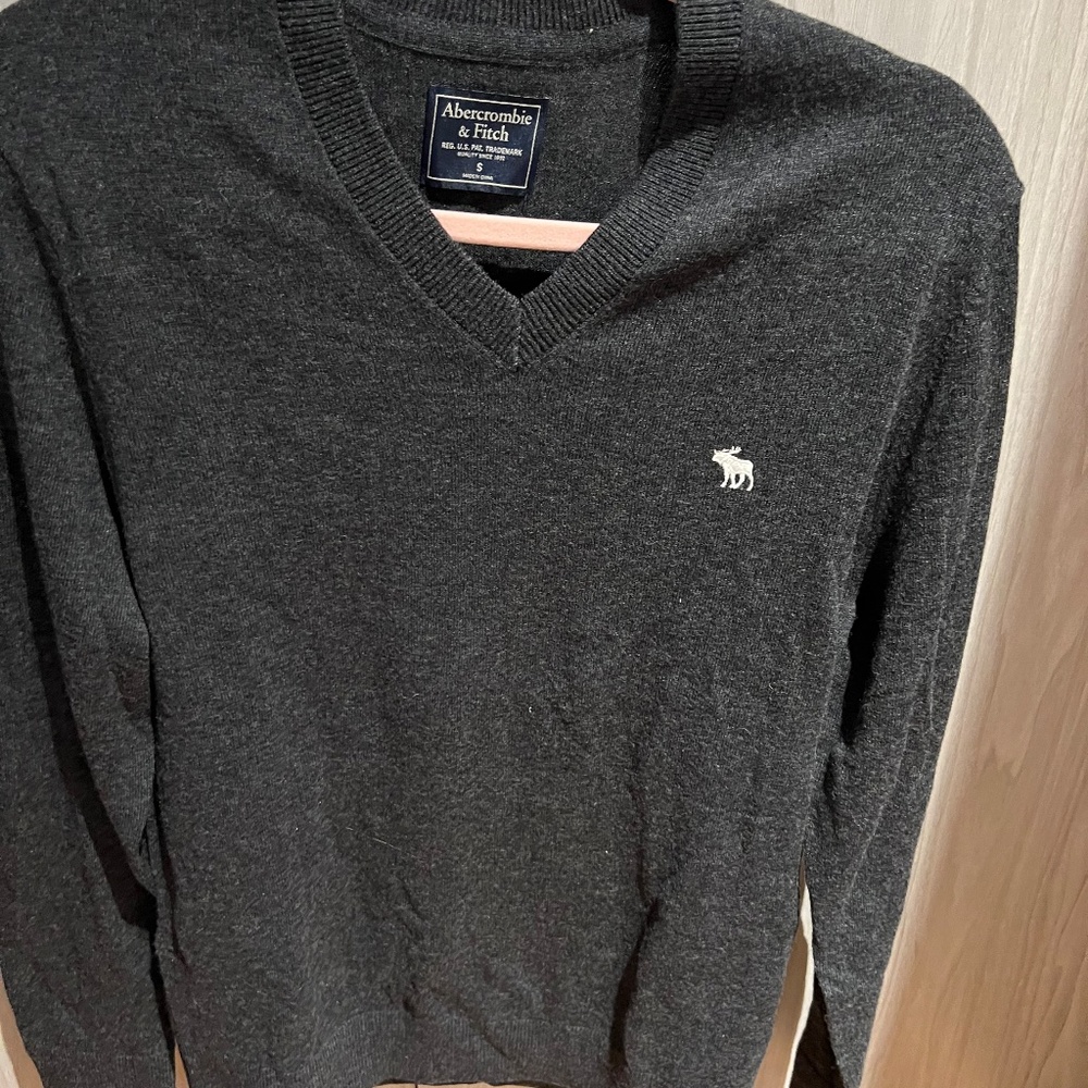 Sweter - Picture 3 of 3